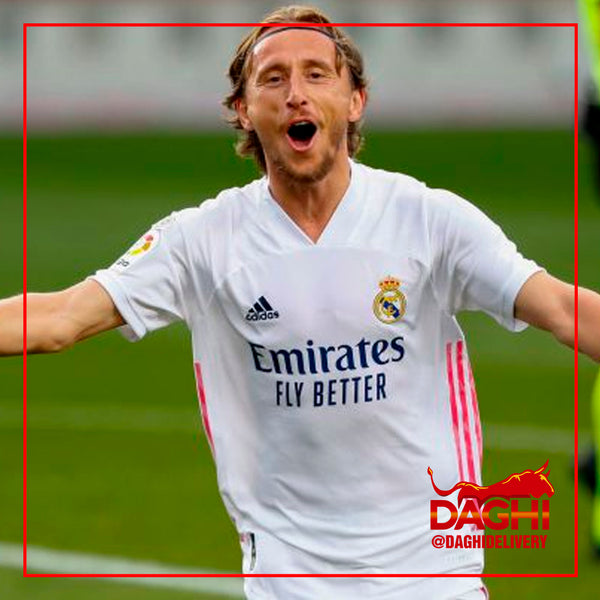 MODRIC FIRMA SU RENOVACIÓN HASTA 2022