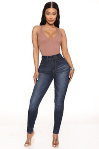 SKINNY JEAN DARK DENIM FASHION NOVA
